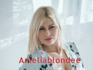 Ameliablondee