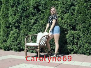 Carolyne69