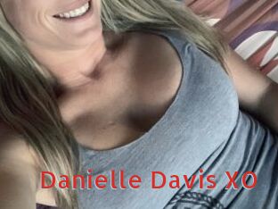 Danielle_Davis_XO