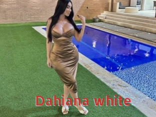 Dahiana_white