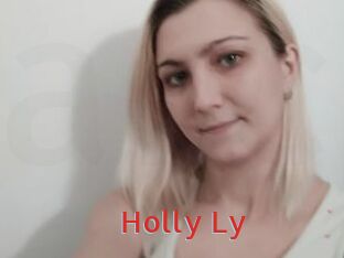 Holly_Ly