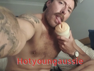 Hotyoungaussie