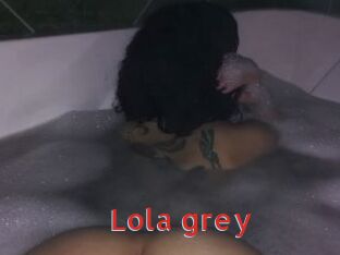 Lola_grey