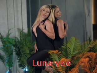 Luna_vee