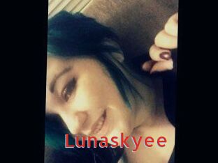 Lunaskyee