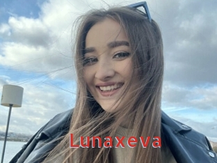 Lunaxeva