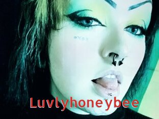 Luvlyhoneybee