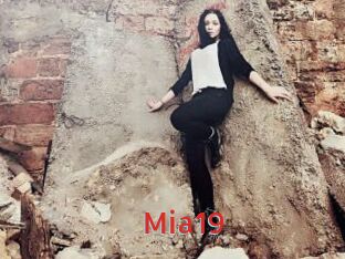 Mia19