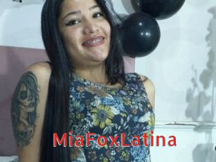 MiaFoxLatina