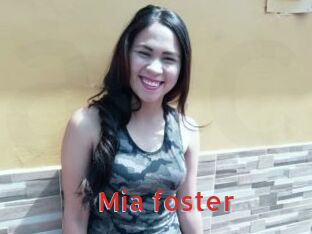 Mia_foster