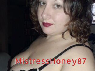 MistressHoney87