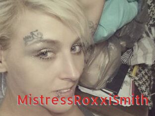 MistressRoxxiSmith