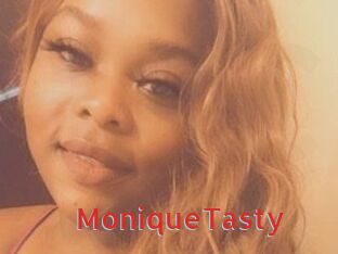 MoniqueTasty