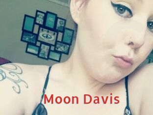 Moon_Davis
