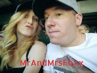 MrAndMrs_Foxx