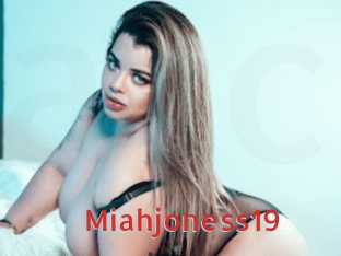 Miahjoness19