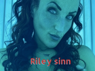 Riley_sinn