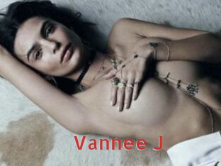 Vannee_J