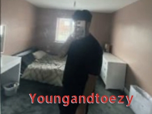 Youngandtoezy